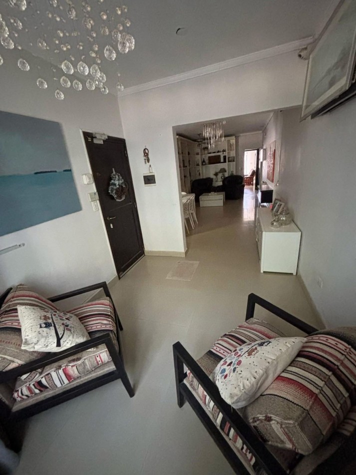 EN VENTA - IMPORTANTE PROPIEDAD EN COLON 