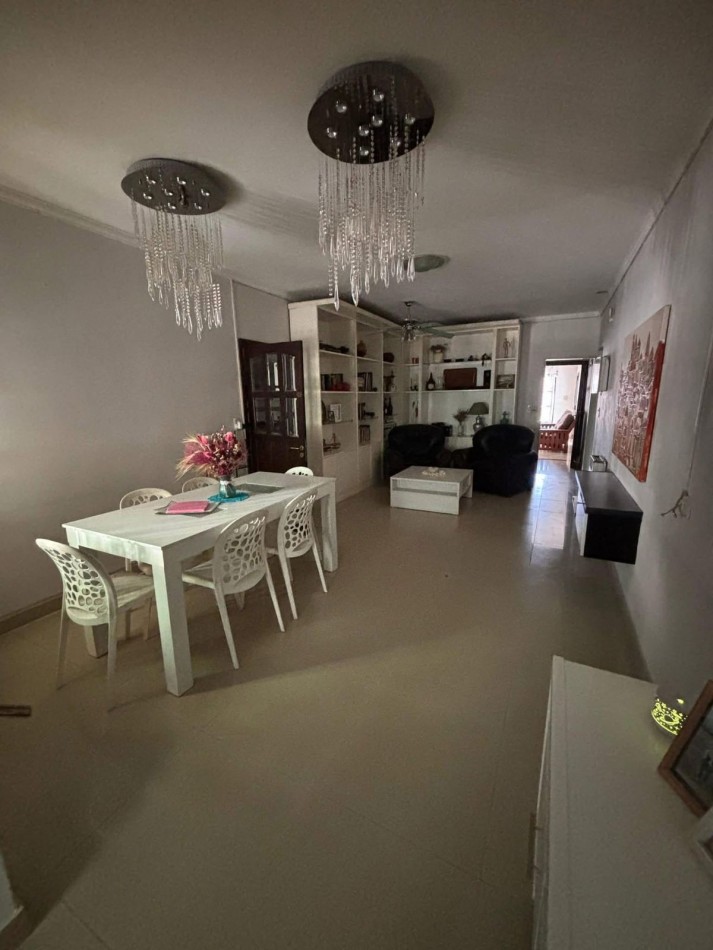 EN VENTA - IMPORTANTE PROPIEDAD EN COLON 