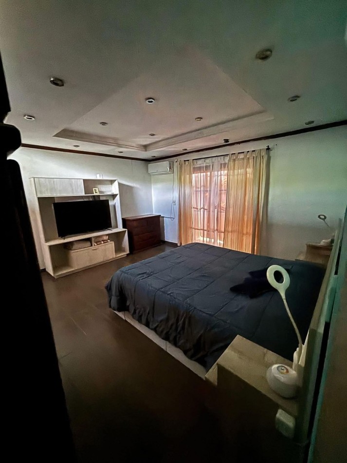 EN VENTA - IMPORTANTE PROPIEDAD EN COLON 