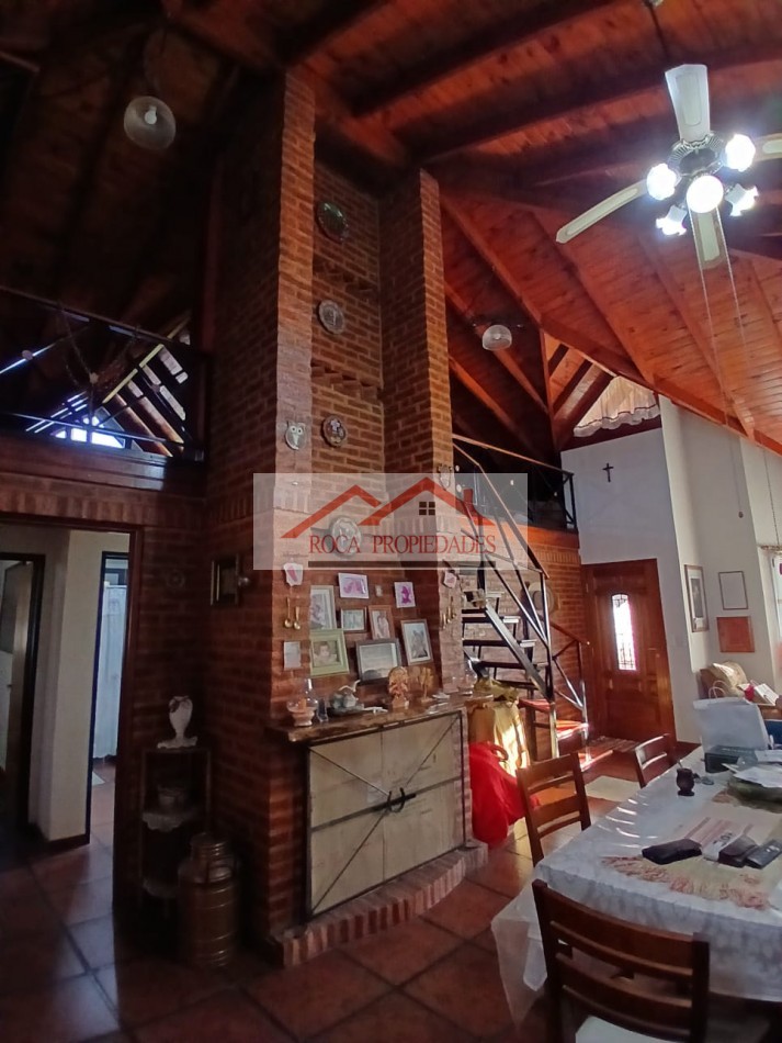 VENTA - IMPORTANTE PROPIEDAD EN BARRIO LOS BRETES