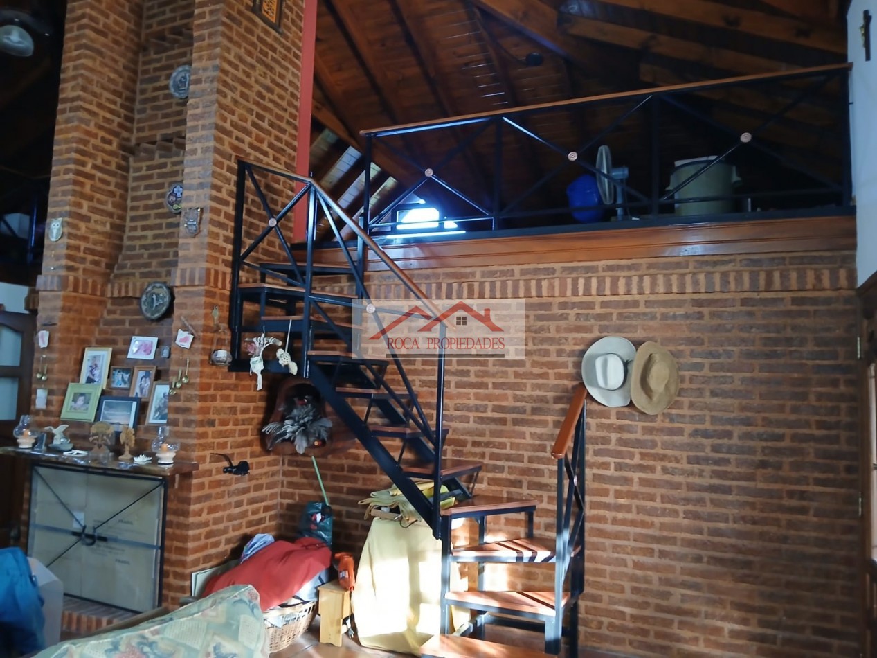 VENTA - IMPORTANTE PROPIEDAD EN BARRIO LOS BRETES