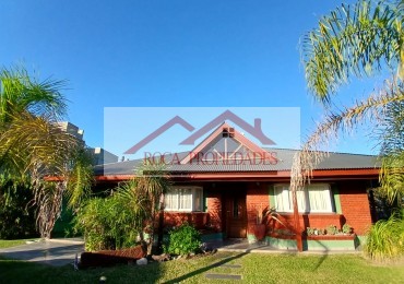 VENTA - IMPORTANTE PROPIEDAD EN BARRIO LOS BRETES